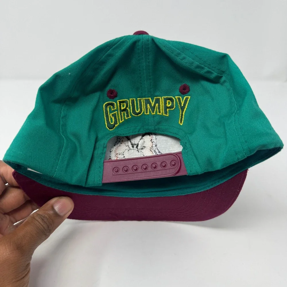 VTG Disney‎ Snow White and the Seven Dwarfs Grumpy Snapback Hat Youth OS Green